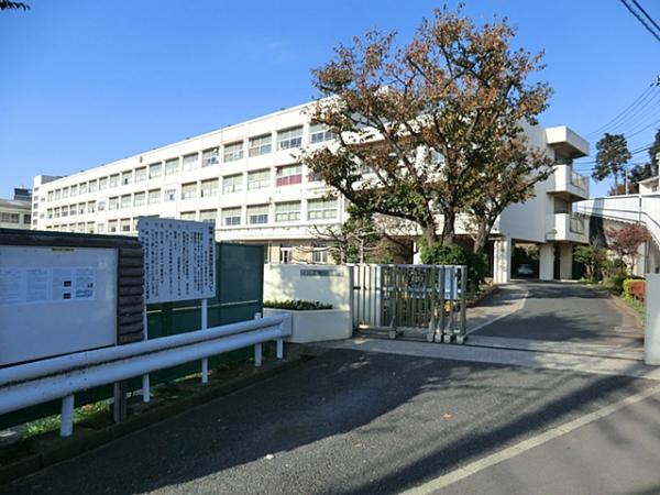 横浜市立篠原中学校　約1150m 【周辺環境】中学校
