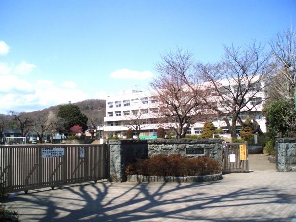相模原市立川尻小学校 【周辺環境】小学校