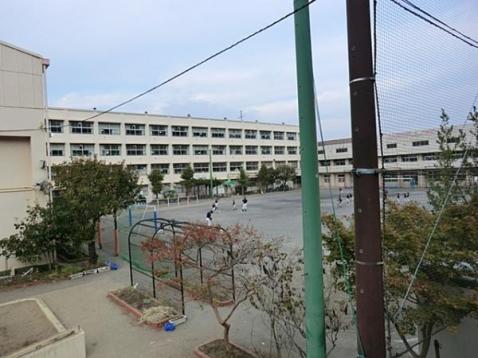 横浜市立坂本小学校まで約1270m 【周辺環境】小学校