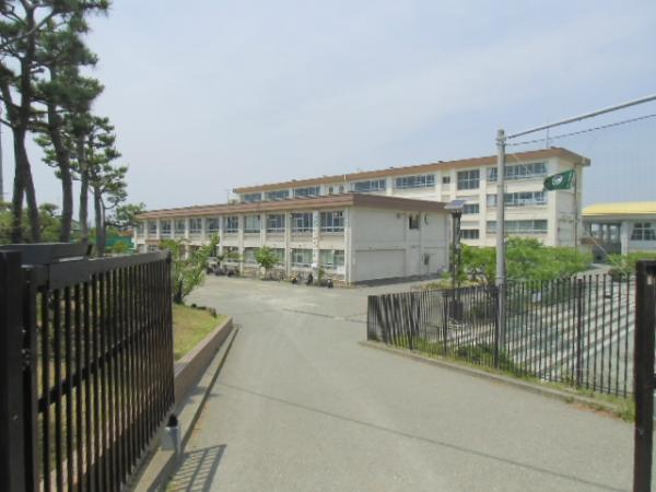 松林中学校 【周辺環境】中学校