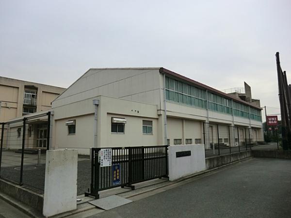 横浜市立瀬谷第二小学校　1580ｍ 【周辺環境】中学校