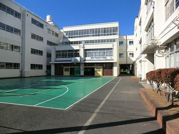 日吉台西中学校750ｍ 【周辺環境】中学校