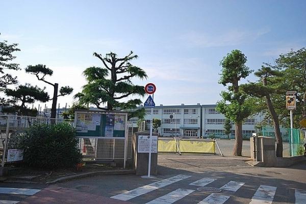 松林小学校 【周辺環境】小学校
