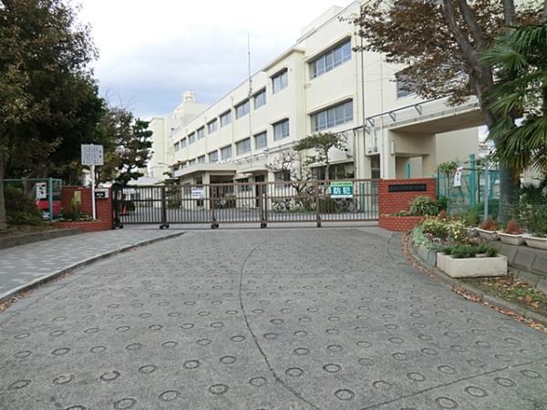 横浜市立港南台第一小学校760m 【周辺環境】小学校