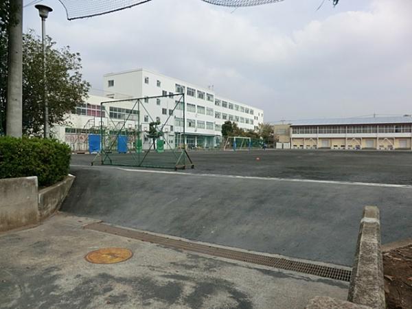 横浜市立旭中学校570ｍ 【周辺環境】中学校