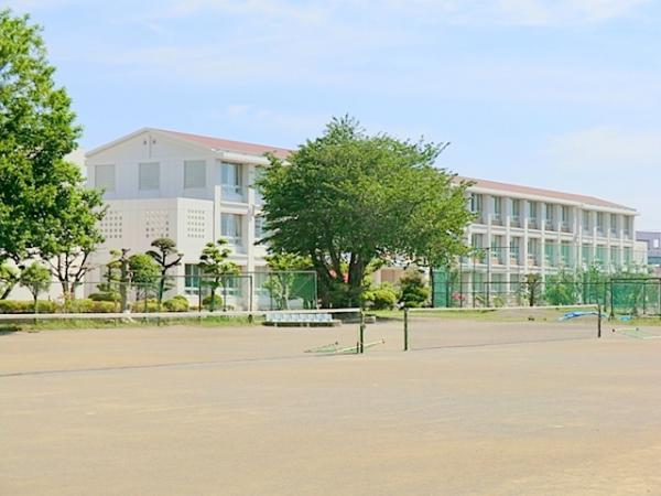 綾瀬中学校 【周辺環境】中学校