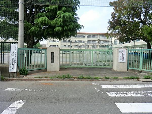 川崎市立中原中学校まで約170ｍ 【周辺環境】中学校