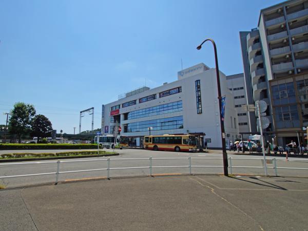 小田急「鶴川駅」まで約2400ｍ 【周辺環境】駅