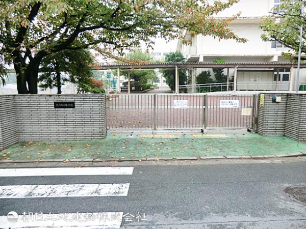 横浜市立白幡小学校650ｍ 【周辺環境】小学校