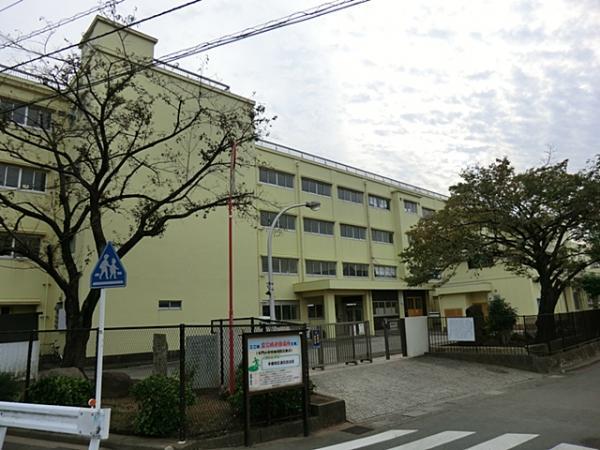 横浜市立大門小学校　650ｍ 【周辺環境】小学校