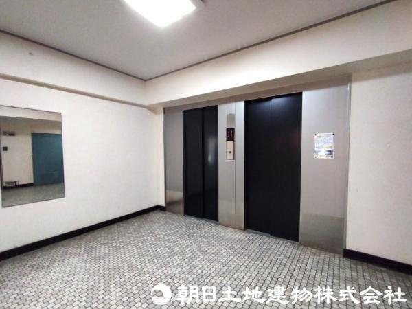 共有スペースにはエレベーターが2機ございます。 【設備】その他設備