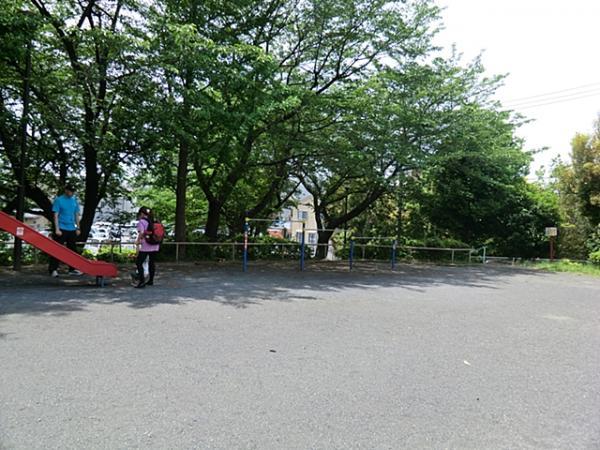 二俣川宮沢公園10ｍ 【周辺環境】公園