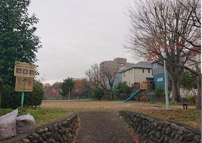 町田市立金井町栗谷児童公園まで約160m 【周辺環境】公園