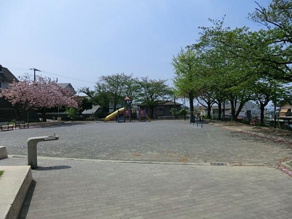 小菅ヶ谷第三公園340ｍ 【周辺環境】公園