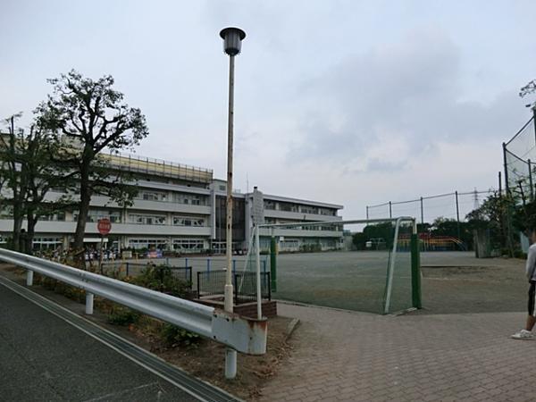 横浜市立六つ川西小学校550ｍ 【周辺環境】小学校