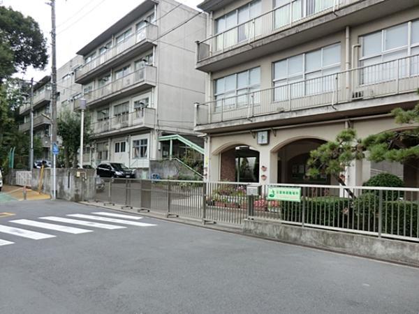 横浜市立老松中学校1080m 【周辺環境】中学校