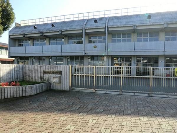 横浜市立緑が丘中学校まで約690ｍ 【周辺環境】中学校