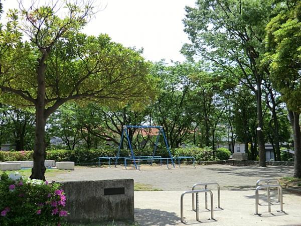 鴨志田第三公園140ｍ 【周辺環境】公園