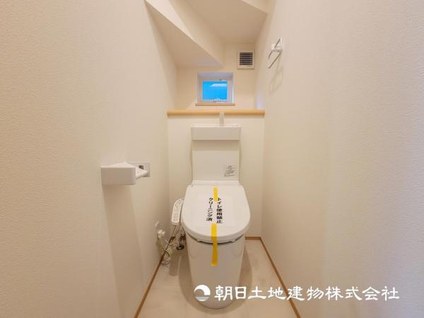 【トイレ】最近のトイレは節水技術が向上し家計にも優しくなっています 【内外観】トイレ