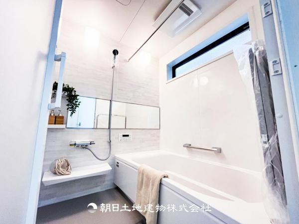 ユニットバス 【内外観】浴室