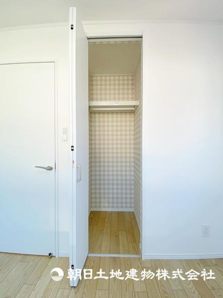 賢くデザインされた収納スペースが、家中の整理整頓をサポートします。 【内外観】収納