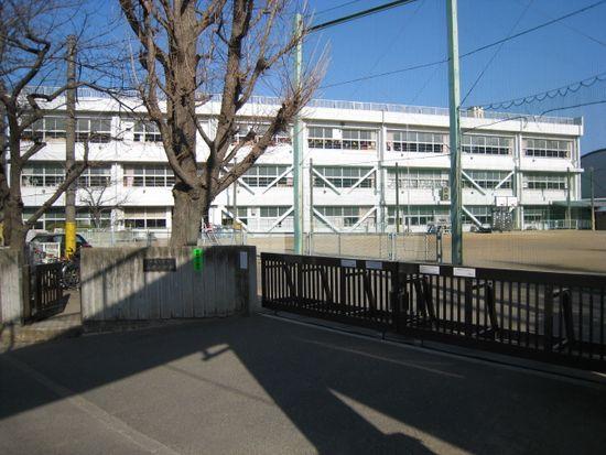 山崎小学校 【周辺環境】小学校