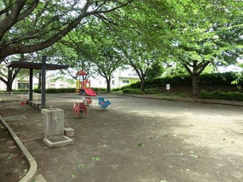 二俣川二丁目第二公園 150ｍ 【周辺環境】公園