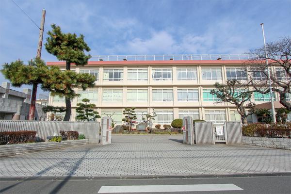 春日野中学校 【周辺環境】中学校