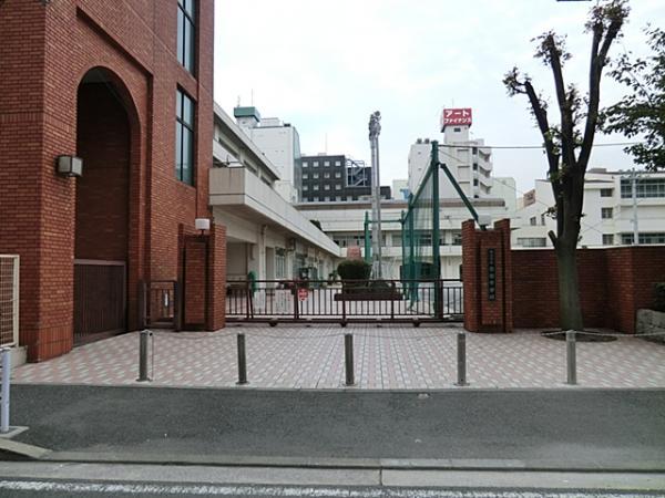 横浜吉田中学校2290ｍ 【周辺環境】中学校