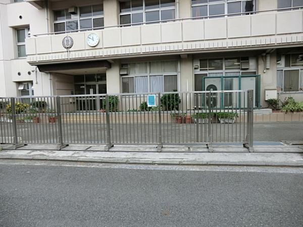横浜市立西中学校610ｍ 【周辺環境】中学校