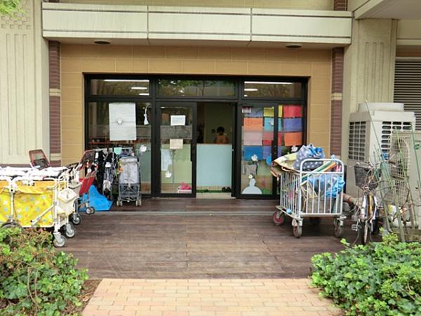 横浜西口保育園560ｍ 【周辺環境】幼稚園・保育園