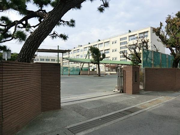 横浜市立希望ケ丘小学校まで約780ｍ 【周辺環境】小学校