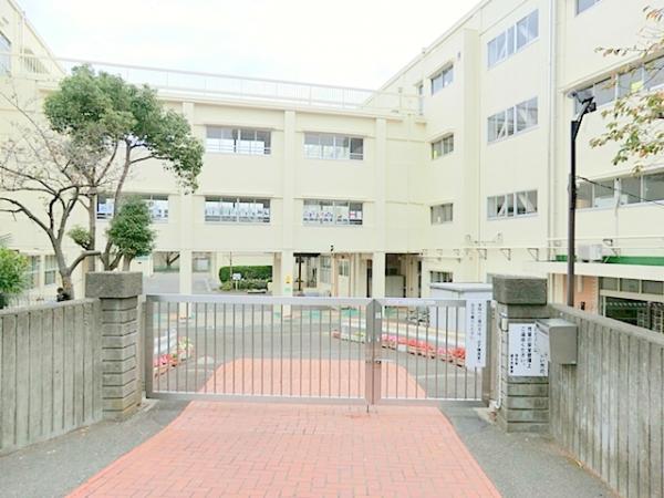 横浜市立洋光台第一小学校　約1100ｍ 【周辺環境】小学校