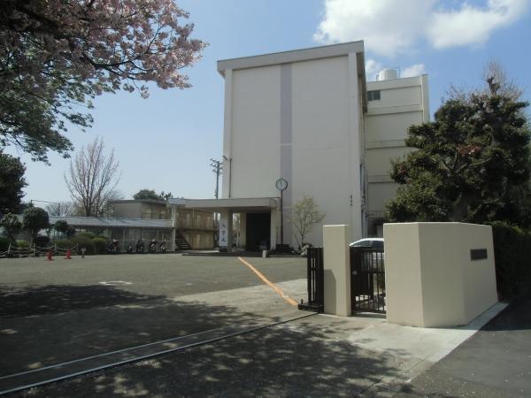 藤沢市立御所見中学校2200m 【周辺環境】中学校