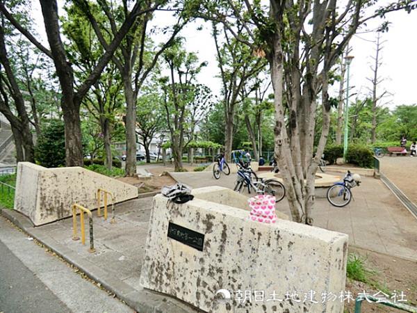 今宿東町第一公園570ｍ 【周辺環境】公園