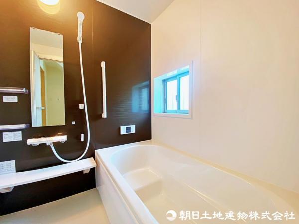快適なバスルーム体験が、浴室乾燥機でさらに素晴らしくなります 【内外観】現地外観写真