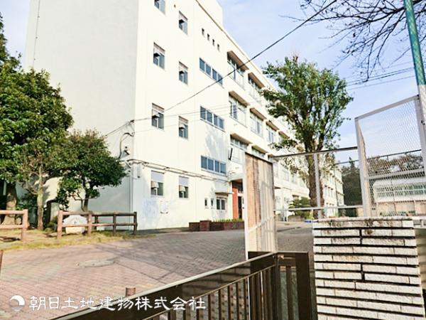 上川井小学校720ｍ 【周辺環境】小学校