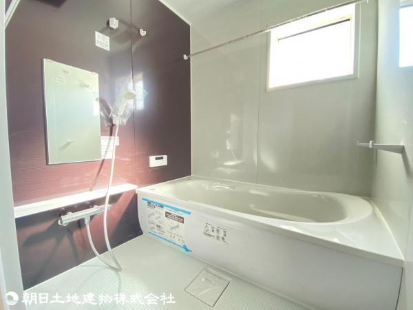 【2号棟浴室（2024年3月撮影）】 【内外観】現地外観写真