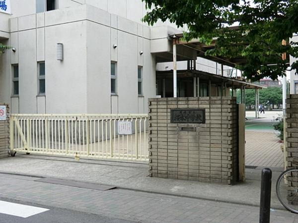 川崎市立桜本中学校まで約420ｍ 【周辺環境】中学校