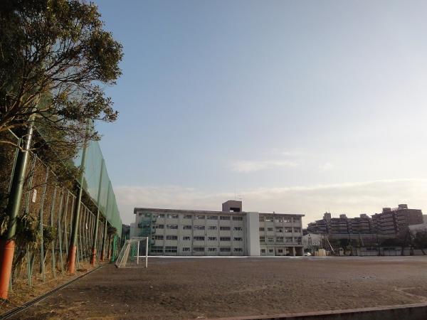 玉縄中学校 【周辺環境】中学校