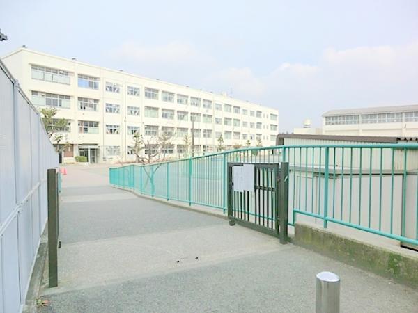 横浜市立笹野台小学校　約630ｍ 【周辺環境】小学校