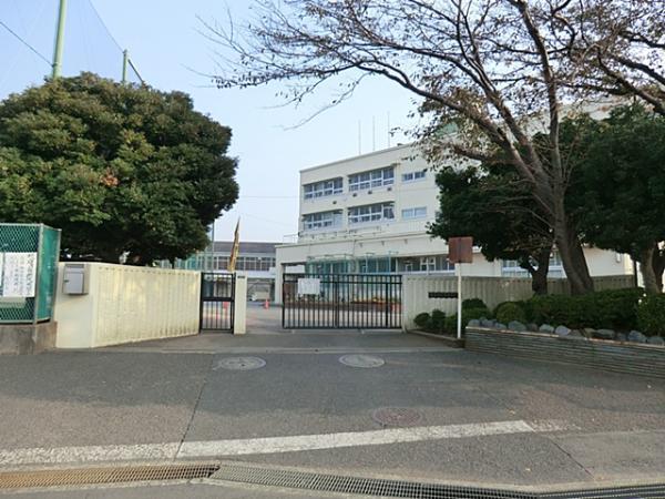 横浜市立中田中学校1640ｍ 【周辺環境】中学校