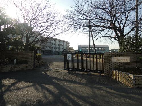 萩園中学校 【周辺環境】中学校