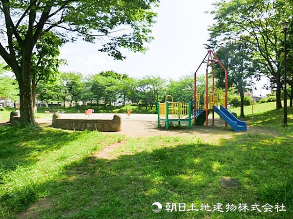 十日市場公園210ｍ 【周辺環境】公園
