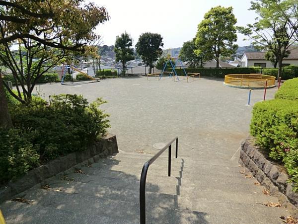 上倉田水神ヶ谷公園230ｍ 【周辺環境】公園