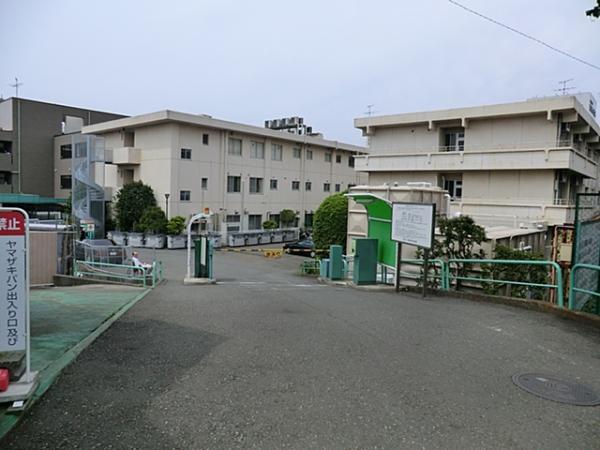 横浜鶴ヶ峰病院390ｍ 【周辺環境】病院
