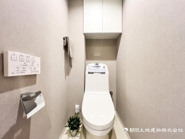 【トイレ】毎日頻繁に利用する大切な空間だからこそインテリアのコーディネートはこだわりたいですね。 【内外観】トイレ