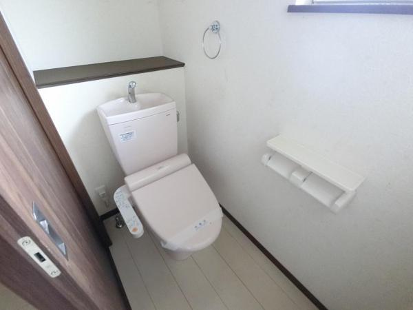 ウォシュレット付きトイレ 【内外観】トイレ