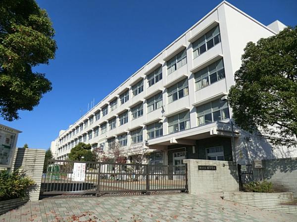 横浜市立鉄小学校まで約1200ｍ 【周辺環境】小学校