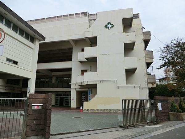 横浜市立森中学校850ｍ 【周辺環境】中学校